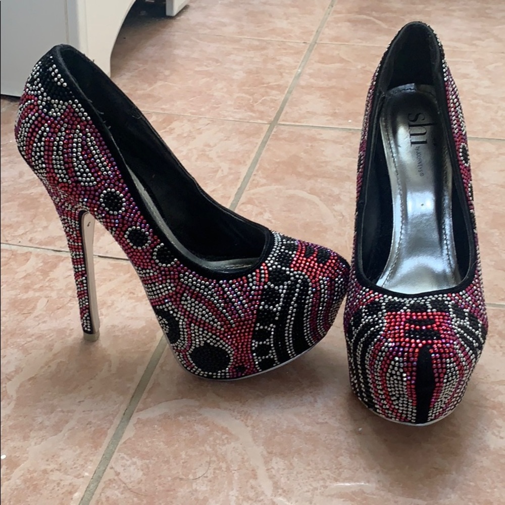 SHI BY JOURNEYS RHINESTONE HEELS